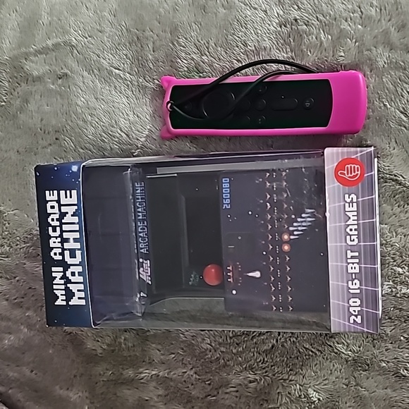 TABLE TOP MINI ARCADE MACHINE  HANDHELD 240 16-BIT GAMES - Picture 6 of 6